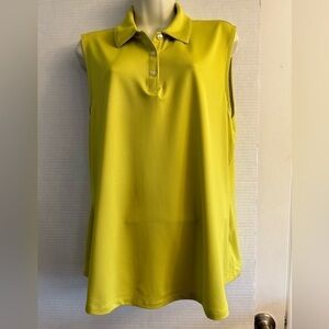 Greg Norman women’s play Dry sleeveless golf 3 button closure shirt Sz-XL. T20